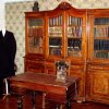 Шкаф с книгами.